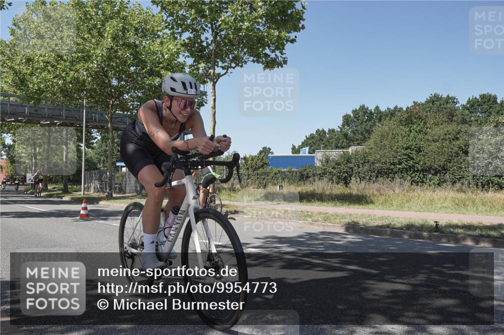09.08.2026 - GEWOBA Citytriathlon Bremen Michael Burmester http://msf.ph/oto/9954773 09.08.2026 14:36:27 Radfahren 133, 207, 291, 307, 309, 321, 336, 356 meine-sportfotos.de