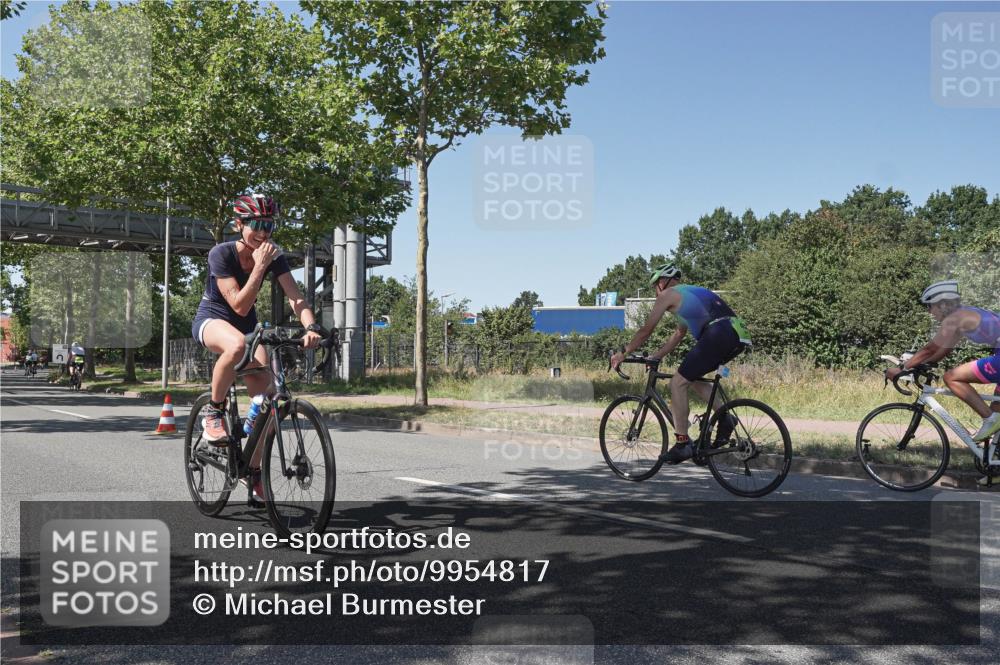 09.08.2026 - GEWOBA Citytriathlon Bremen Michael Burmester http://msf.ph/oto/9954817 09.08.2026 14:37:01 Radfahren 65, 229, 312, 377, 523 meine-sportfotos.de