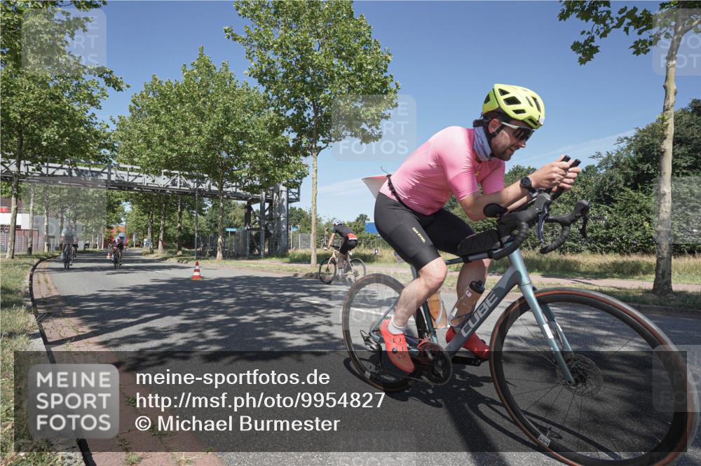 09.08.2026 - GEWOBA Citytriathlon Bremen Michael Burmester http://msf.ph/oto/9954827 09.08.2026 12:11:26 Radfahren 112, 540, 588, 666, 692, 698, 703, 767, 854, 1153 meine-sportfotos.de
