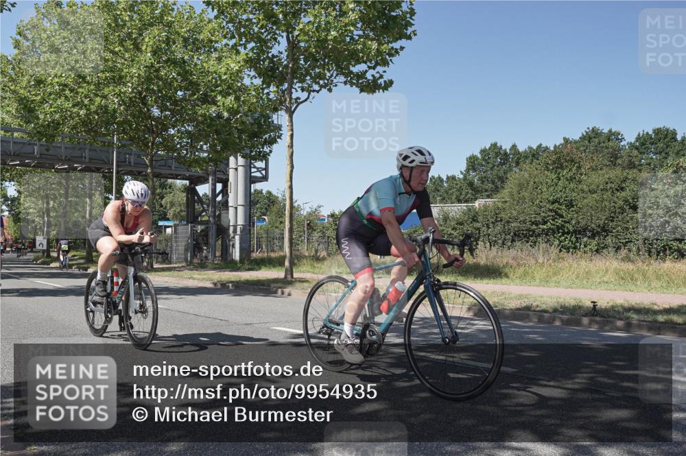 09.08.2026 - GEWOBA Citytriathlon Bremen Michael Burmester http://msf.ph/oto/9954935 09.08.2026 14:38:03 Radfahren 193, 202, 221, 266, 280, 292, 293, 306, 314, 319, 330, 335, 341, 344, 398, 410, 434, 454, 485, 521, 522 meine-sportfotos.de