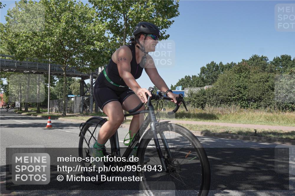 09.08.2026 - GEWOBA Citytriathlon Bremen Michael Burmester http://msf.ph/oto/9954943 09.08.2026 14:38:05 Radfahren 193, 202, 221, 266, 280, 292, 293, 297, 306, 314, 319, 330, 335, 341, 344, 398, 410, 434, 454, 485, 521, 522 meine-sportfotos.de