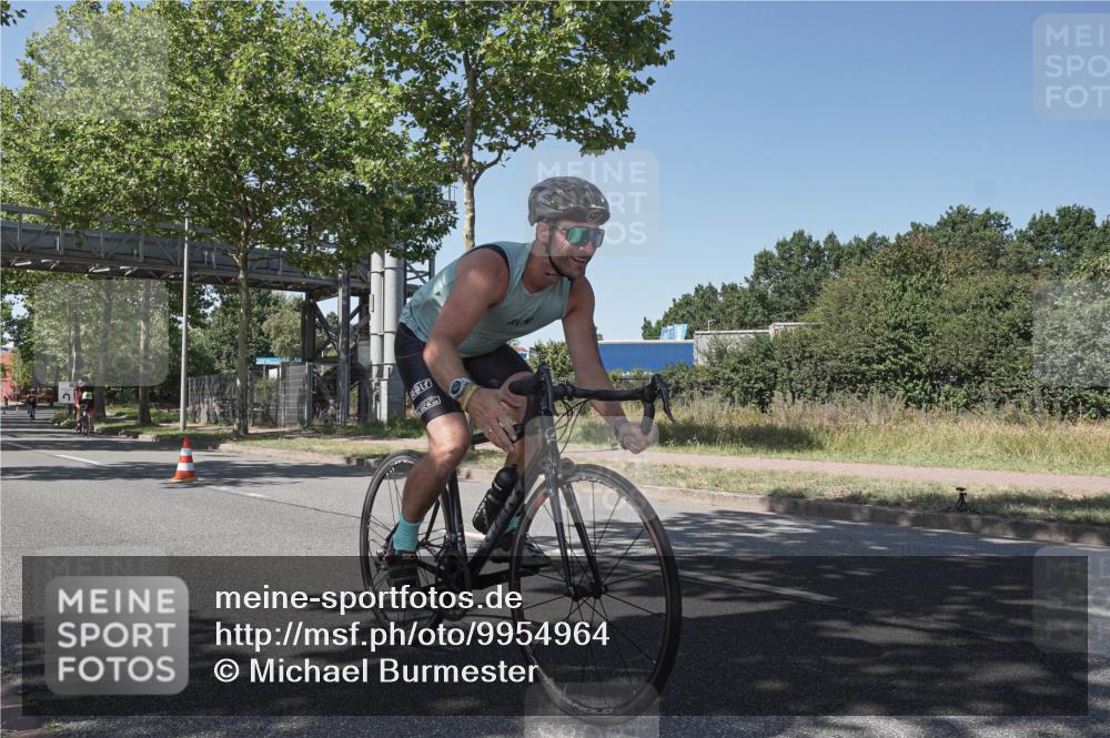 09.08.2026 - GEWOBA Citytriathlon Bremen Michael Burmester http://msf.ph/oto/9954964 09.08.2026 14:38:18 Radfahren 173, 190, 221, 266, 277, 289, 293, 297, 314, 319, 324, 330, 402, 431 meine-sportfotos.de
