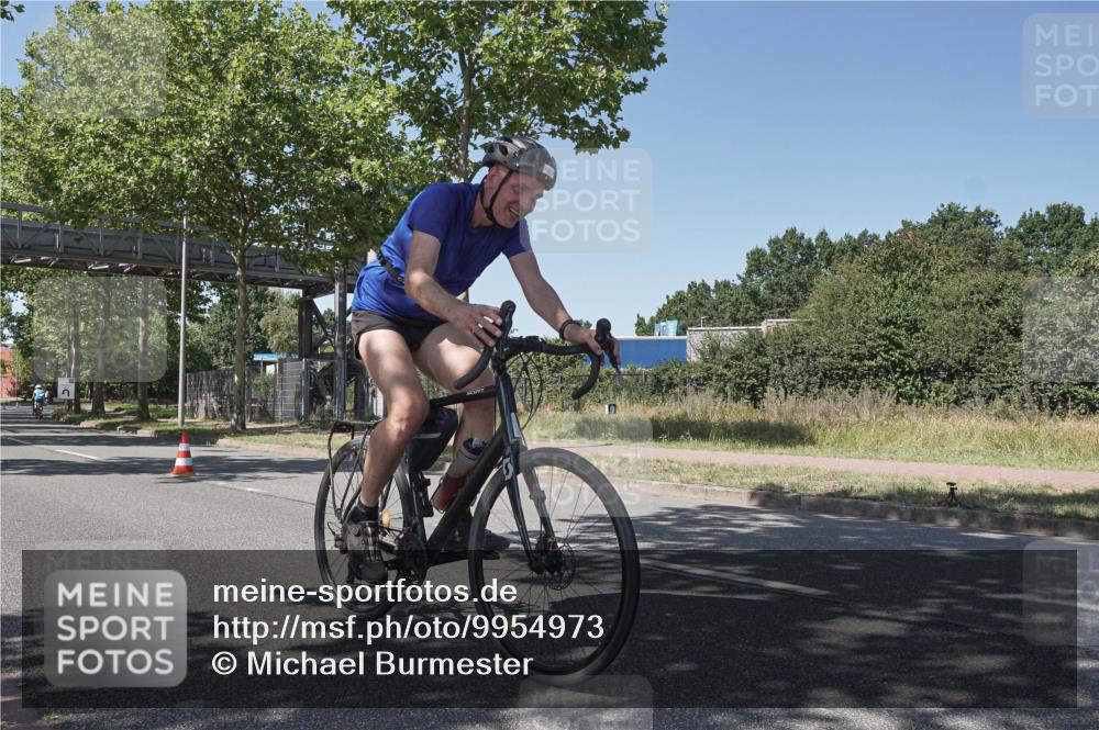 09.08.2026 - GEWOBA Citytriathlon Bremen Michael Burmester http://msf.ph/oto/9954973 09.08.2026 14:38:26 Radfahren 173, 190, 249, 277, 289, 324, 352, 402, 417, 431 meine-sportfotos.de