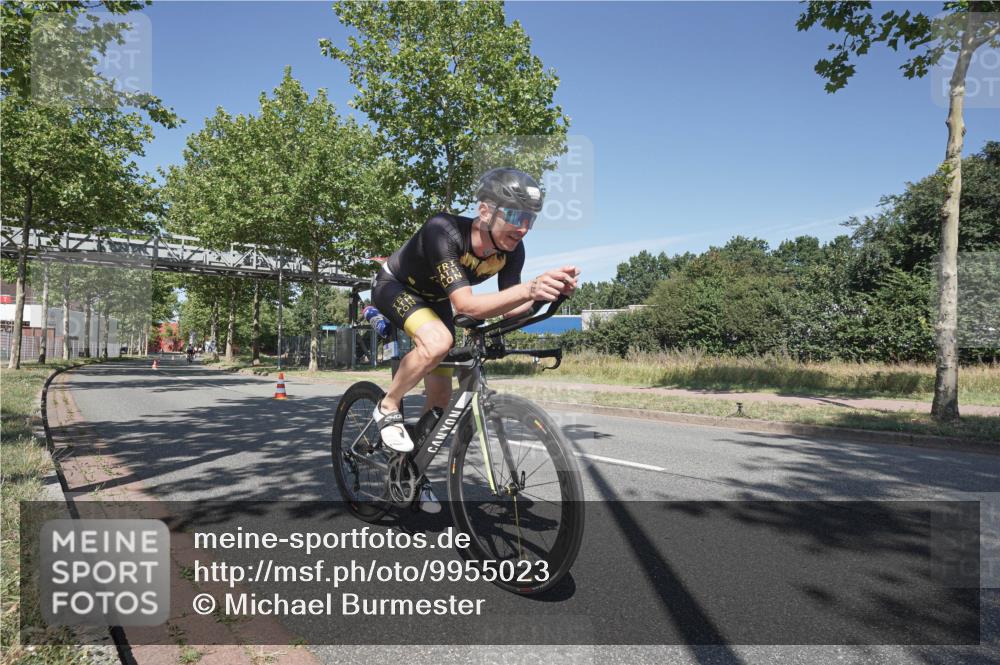 09.08.2026 - GEWOBA Citytriathlon Bremen Michael Burmester http://msf.ph/oto/9955023 09.08.2026 12:13:56 Radfahren 547, 684, 771 meine-sportfotos.de