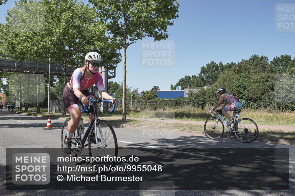 09.08.2026 - GEWOBA Citytriathlon Bremen Michael Burmester http://msf.ph/oto/9955048 09.08.2026 14:39:34 Radfahren 61, 106, 239, 340 meine-sportfotos.de