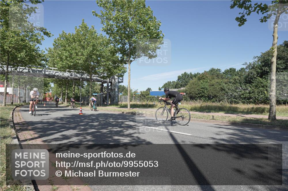 09.08.2026 - GEWOBA Citytriathlon Bremen Michael Burmester http://msf.ph/oto/9955053 09.08.2026 12:14:31 Radfahren 561, 574, 582, 647, 680, 733 meine-sportfotos.de