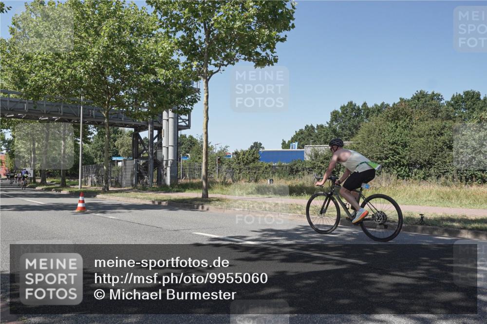 09.08.2026 - GEWOBA Citytriathlon Bremen Michael Burmester http://msf.ph/oto/9955060 09.08.2026 14:39:45 Radfahren 258, 340, 413, 423 meine-sportfotos.de