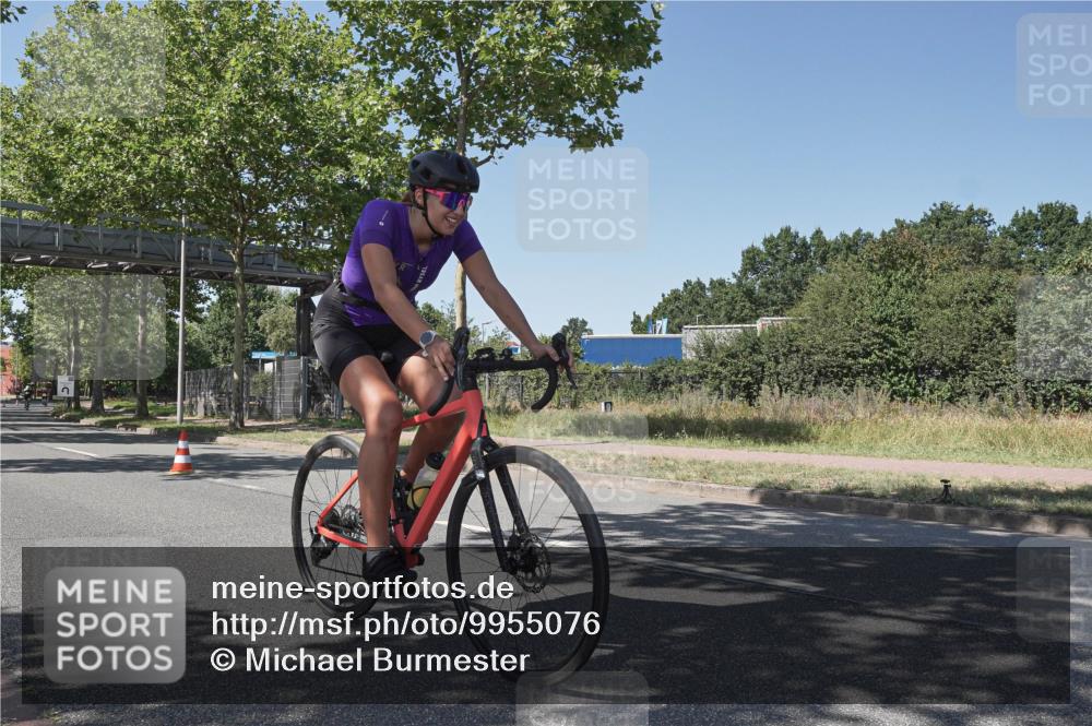 09.08.2026 - GEWOBA Citytriathlon Bremen Michael Burmester http://msf.ph/oto/9955076 09.08.2026 14:39:57 Radfahren 234, 258, 391, 393, 413, 423, 479 meine-sportfotos.de