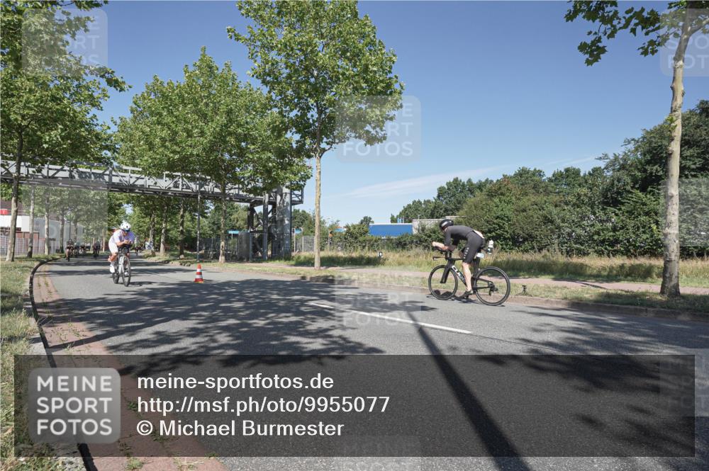 09.08.2026 - GEWOBA Citytriathlon Bremen Michael Burmester http://msf.ph/oto/9955077 09.08.2026 12:14:47 Radfahren 582, 590, 679, 680, 717, 721, 733, 746, 750, 1004 meine-sportfotos.de