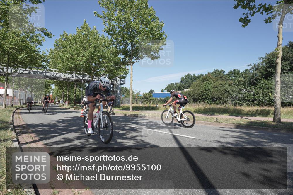 09.08.2026 - GEWOBA Citytriathlon Bremen Michael Burmester http://msf.ph/oto/9955100 09.08.2026 12:15:10 Radfahren 613, 646, 924, 1015, 1016, 1128 meine-sportfotos.de
