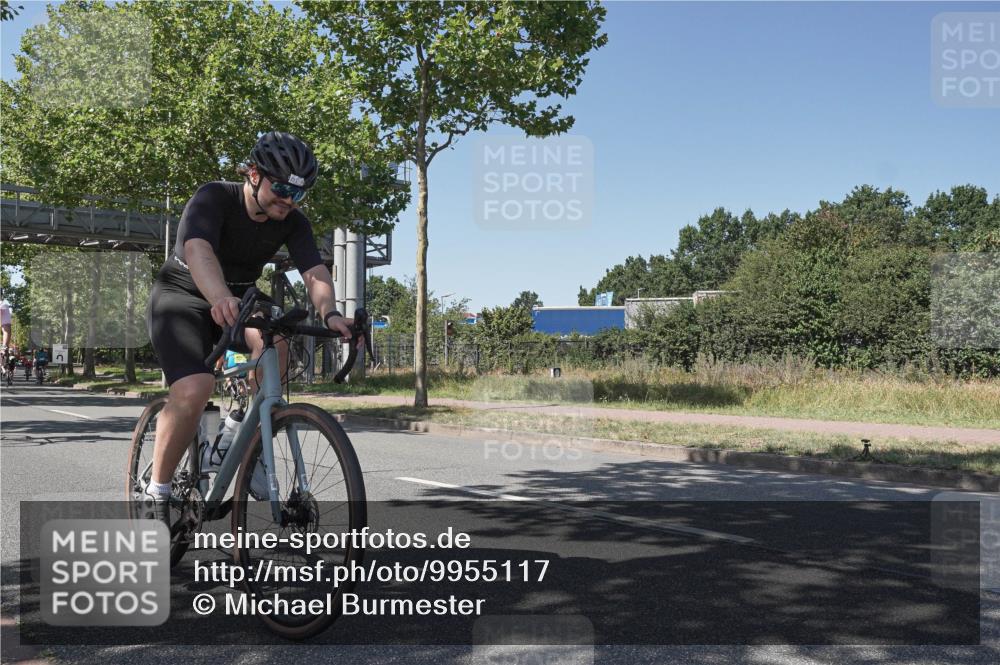 09.08.2026 - GEWOBA Citytriathlon Bremen Michael Burmester http://msf.ph/oto/9955117 09.08.2026 14:40:22 Radfahren 88, 101, 204, 224, 238, 244, 338, 388, 412, 440, 449, 456, 482 meine-sportfotos.de