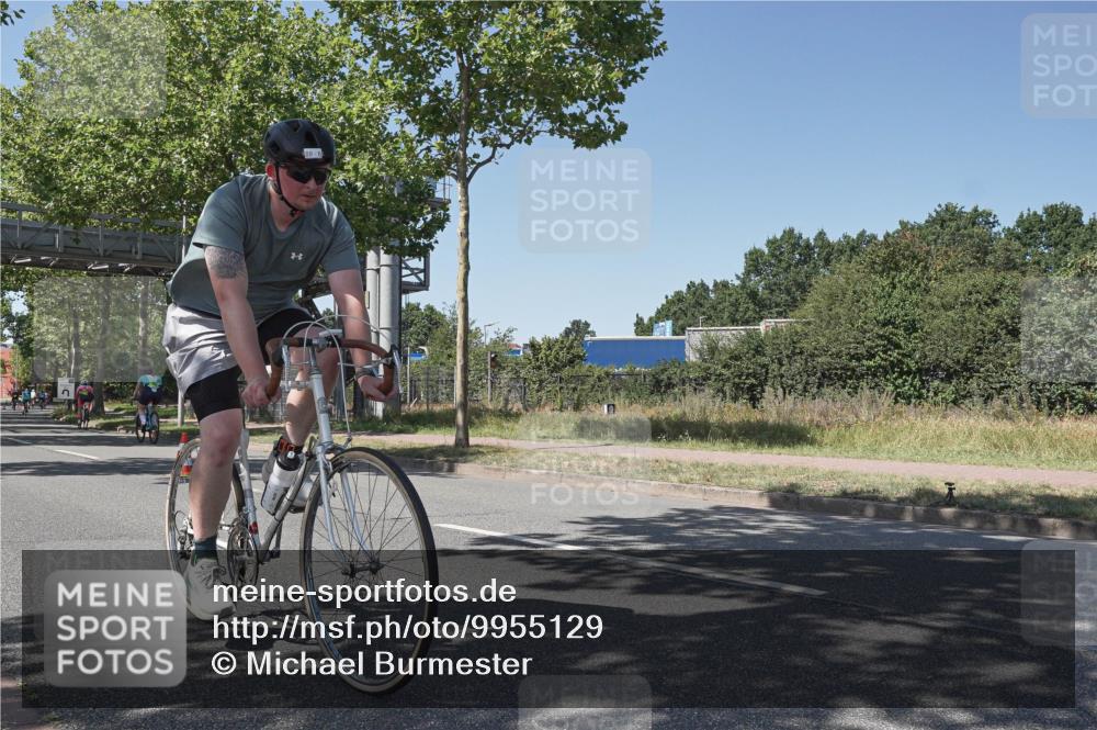 09.08.2026 - GEWOBA Citytriathlon Bremen Michael Burmester http://msf.ph/oto/9955129 09.08.2026 14:40:28 Radfahren 88, 197, 204, 224, 238, 244, 338, 358, 388, 415, 449, 456, 508 meine-sportfotos.de