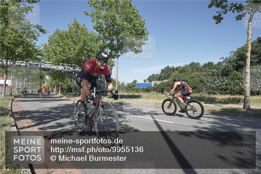 09.08.2026 - GEWOBA Citytriathlon Bremen Michael Burmester http://msf.ph/oto/9955136 09.08.2026 12:15:40 Radfahren 735, 765, 880, 1133, 1137 meine-sportfotos.de