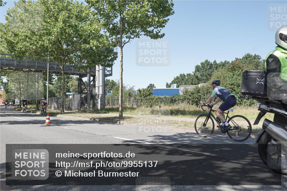 09.08.2026 - GEWOBA Citytriathlon Bremen Michael Burmester http://msf.ph/oto/9955137 09.08.2026 14:40:33 Radfahren 18, 197, 204, 224, 244, 250, 358, 415, 449, 456, 508 meine-sportfotos.de
