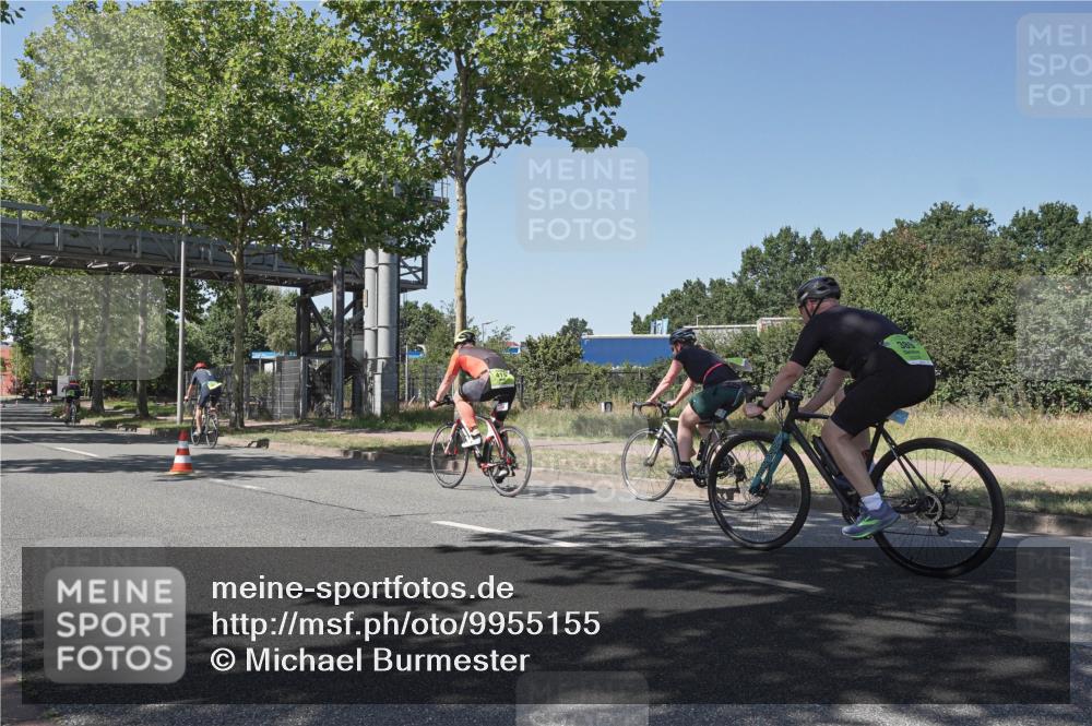 09.08.2026 - GEWOBA Citytriathlon Bremen Michael Burmester http://msf.ph/oto/9955155 09.08.2026 14:40:50 Radfahren 18, 206, 250, 405, 442, 493, 515 meine-sportfotos.de