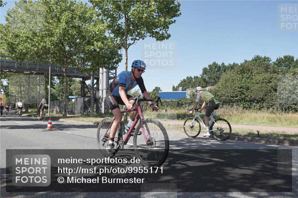 09.08.2026 - GEWOBA Citytriathlon Bremen Michael Burmester http://msf.ph/oto/9955171 09.08.2026 14:40:58 Radfahren 132, 206, 405, 409, 442, 493, 515 meine-sportfotos.de