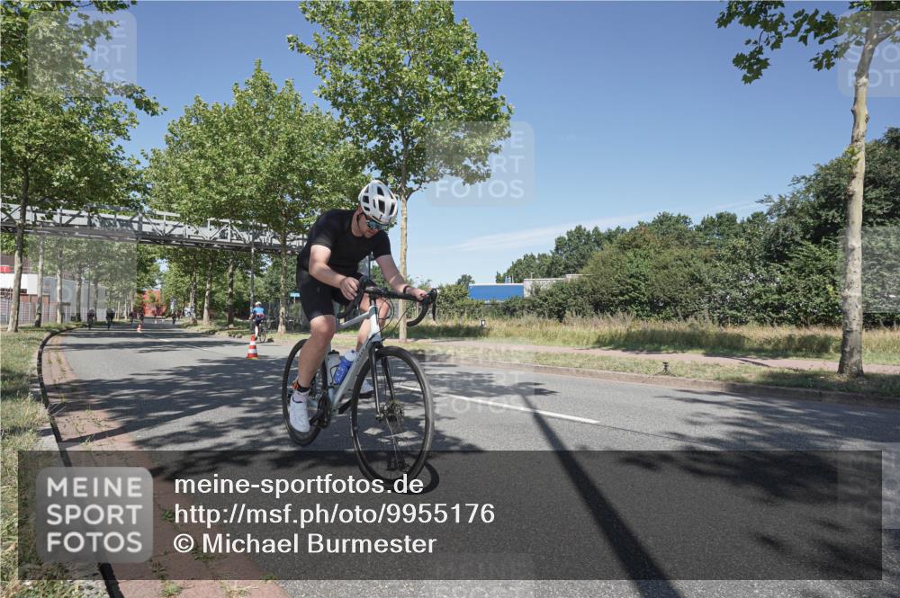 09.08.2026 - GEWOBA Citytriathlon Bremen Michael Burmester http://msf.ph/oto/9955176 09.08.2026 12:16:04 Radfahren 611, 730, 855, 874, 875, 879, 883, 955, 983, 1117 meine-sportfotos.de