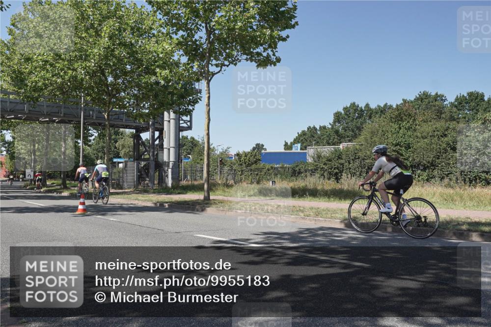 09.08.2026 - GEWOBA Citytriathlon Bremen Michael Burmester http://msf.ph/oto/9955183 09.08.2026 14:41:10 Radfahren 132, 199, 231, 264, 368, 372, 409, 428, 501 meine-sportfotos.de