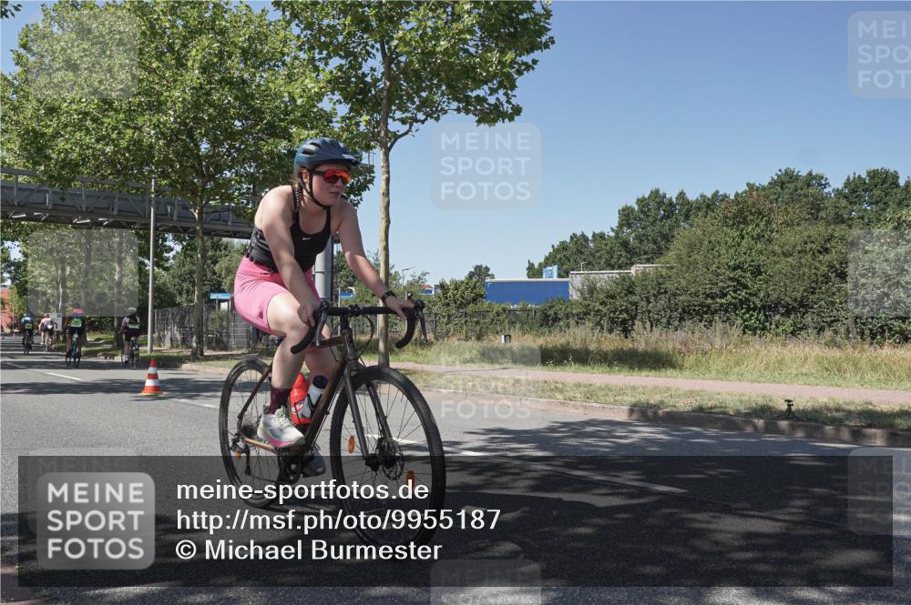 09.08.2026 - GEWOBA Citytriathlon Bremen Michael Burmester http://msf.ph/oto/9955187 09.08.2026 14:41:13 Radfahren 132, 199, 231, 264, 368, 372, 409, 422, 428, 501 meine-sportfotos.de