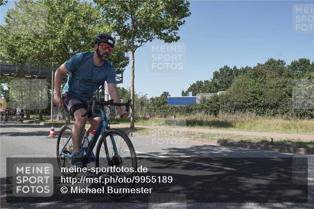 09.08.2026 - GEWOBA Citytriathlon Bremen Michael Burmester http://msf.ph/oto/9955189 09.08.2026 14:41:14 Radfahren 132, 199, 231, 264, 368, 372, 409, 422, 428, 501 meine-sportfotos.de