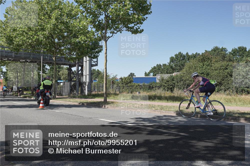 09.08.2026 - GEWOBA Citytriathlon Bremen Michael Burmester http://msf.ph/oto/9955201 09.08.2026 14:41:20 Radfahren 142, 199, 223, 231, 264, 368, 372, 422, 501 meine-sportfotos.de