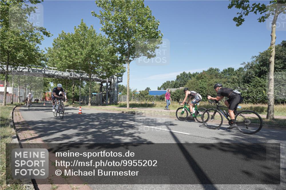 09.08.2026 - GEWOBA Citytriathlon Bremen Michael Burmester http://msf.ph/oto/9955202 09.08.2026 12:16:29 Radfahren 545, 564, 580, 638, 648, 775, 777, 804, 914, 918, 1013, 1138 meine-sportfotos.de