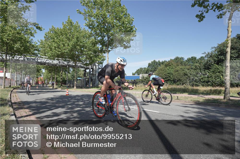 09.08.2026 - GEWOBA Citytriathlon Bremen Michael Burmester http://msf.ph/oto/9955213 09.08.2026 12:16:34 Radfahren 545, 580, 638, 648, 775, 777, 804, 846, 918, 1013, 1138 meine-sportfotos.de