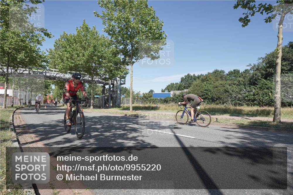 09.08.2026 - GEWOBA Citytriathlon Bremen Michael Burmester http://msf.ph/oto/9955220 09.08.2026 12:16:41 Radfahren 545, 638, 648, 777, 804, 846, 918, 1138 meine-sportfotos.de