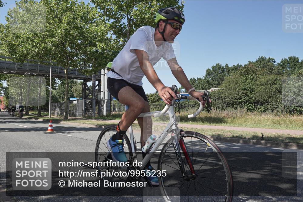 09.08.2026 - GEWOBA Citytriathlon Bremen Michael Burmester http://msf.ph/oto/9955235 09.08.2026 14:41:48 Radfahren 138, 212, 255, 311, 313, 389, 394, 411, 419, 435, 437, 471, 519 meine-sportfotos.de