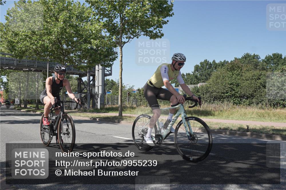 09.08.2026 - GEWOBA Citytriathlon Bremen Michael Burmester http://msf.ph/oto/9955239 09.08.2026 14:41:50 Radfahren 138, 212, 255, 262, 311, 313, 389, 394, 411, 419, 424, 437, 519 meine-sportfotos.de