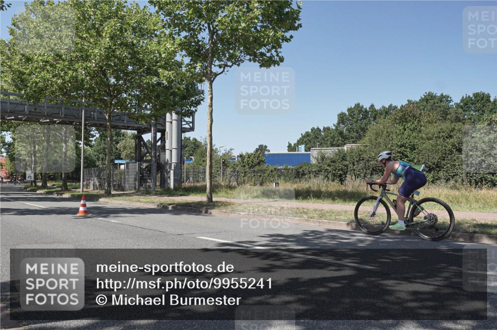 09.08.2026 - GEWOBA Citytriathlon Bremen Michael Burmester http://msf.ph/oto/9955241 09.08.2026 14:41:56 Radfahren 138, 212, 262, 311, 313, 394, 397, 411, 424, 437, 468, 519 meine-sportfotos.de