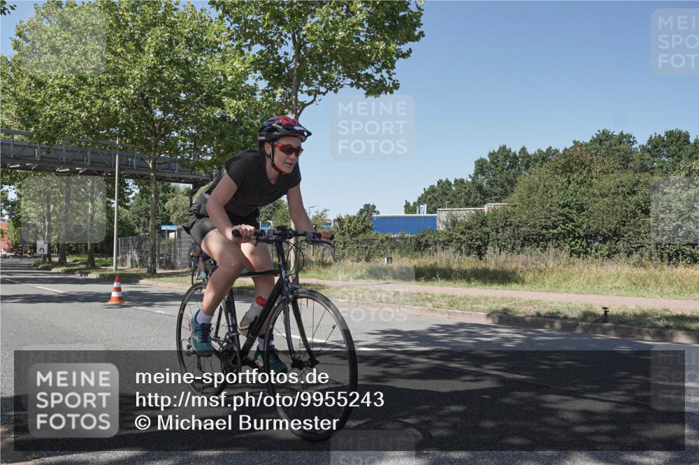 09.08.2026 - GEWOBA Citytriathlon Bremen Michael Burmester http://msf.ph/oto/9955243 09.08.2026 14:41:57 Radfahren 138, 212, 262, 311, 313, 394, 397, 411, 424, 437, 467, 468, 519 meine-sportfotos.de