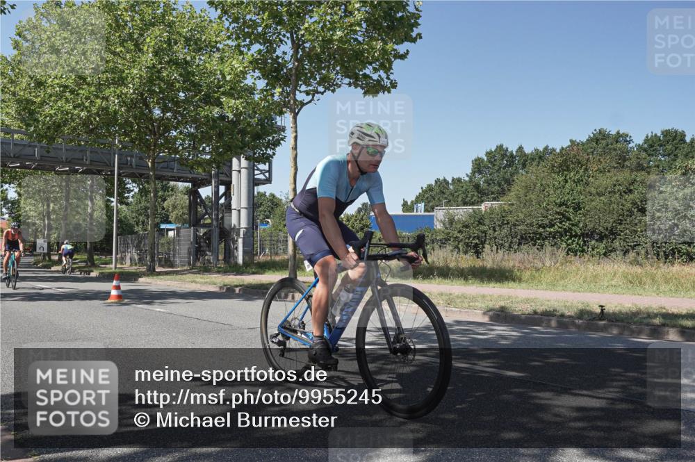 09.08.2026 - GEWOBA Citytriathlon Bremen Michael Burmester http://msf.ph/oto/9955245 09.08.2026 14:41:59 Radfahren 138, 262, 381, 397, 424, 437, 441, 467, 468 meine-sportfotos.de