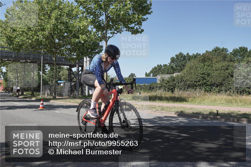 09.08.2026 - GEWOBA Citytriathlon Bremen Michael Burmester http://msf.ph/oto/9955263 09.08.2026 14:42:15 Radfahren 214, 252, 299, 379, 381, 441, 467 meine-sportfotos.de