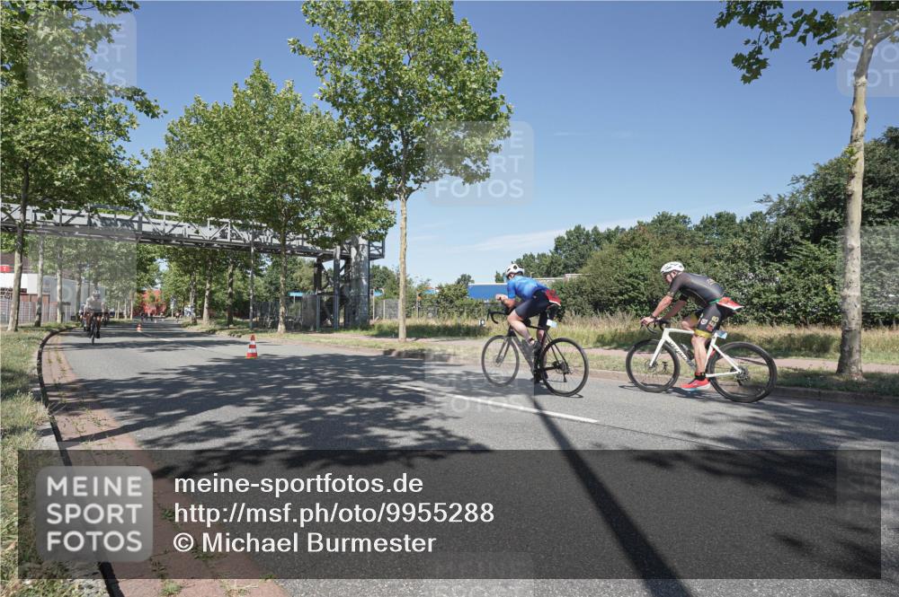 09.08.2026 - GEWOBA Citytriathlon Bremen Michael Burmester http://msf.ph/oto/9955288 09.08.2026 12:17:47 Radfahren 579, 609, 650, 672, 1109, 1126, 1147 meine-sportfotos.de