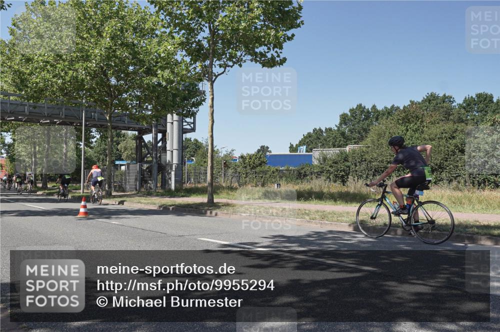 09.08.2026 - GEWOBA Citytriathlon Bremen Michael Burmester http://msf.ph/oto/9955294 09.08.2026 14:42:41 Radfahren 195, 233, 268, 281, 348, 421 meine-sportfotos.de