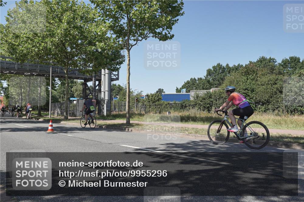 09.08.2026 - GEWOBA Citytriathlon Bremen Michael Burmester http://msf.ph/oto/9955296 09.08.2026 14:42:43 Radfahren 195, 233, 268, 281, 348, 421 meine-sportfotos.de