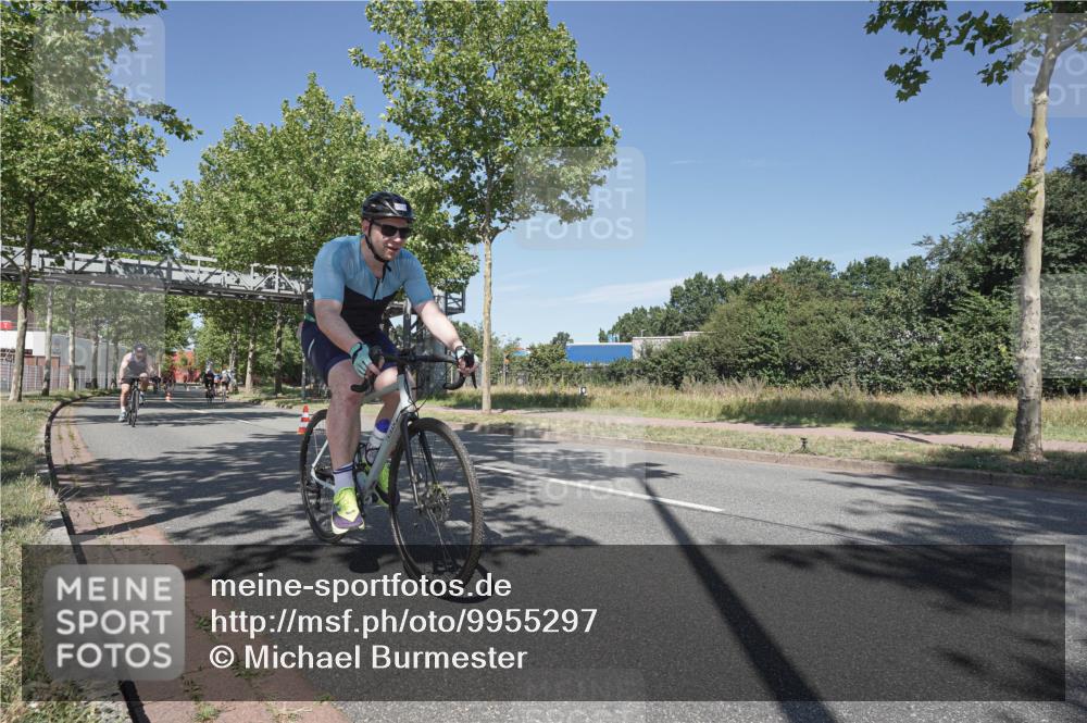 09.08.2026 - GEWOBA Citytriathlon Bremen Michael Burmester http://msf.ph/oto/9955297 09.08.2026 12:17:51 Radfahren 672, 739, 769, 808, 901, 981, 1109, 1126, 1147 meine-sportfotos.de