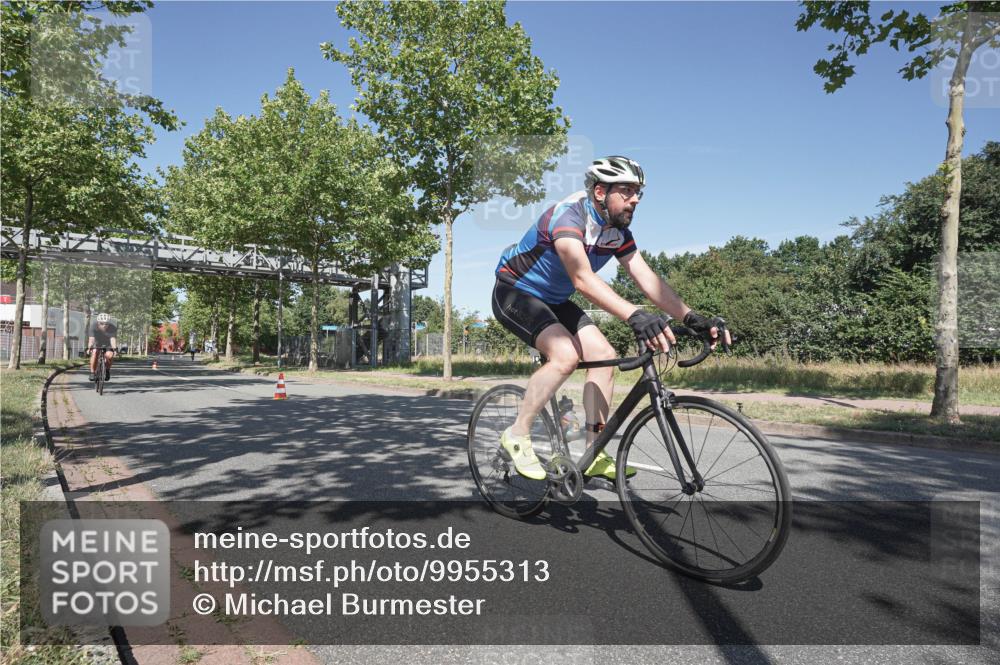 09.08.2026 - GEWOBA Citytriathlon Bremen Michael Burmester http://msf.ph/oto/9955313 09.08.2026 12:18:02 Radfahren 739, 769, 781, 808, 869, 901, 981, 1118, 1146 meine-sportfotos.de