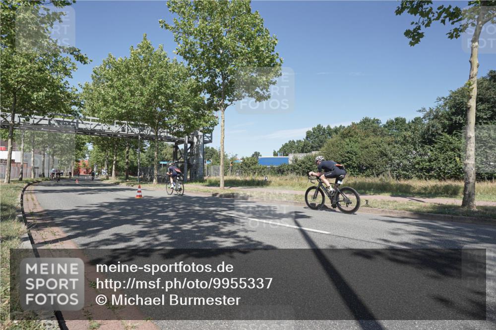 09.08.2026 - GEWOBA Citytriathlon Bremen Michael Burmester http://msf.ph/oto/9955337 09.08.2026 12:18:27 Radfahren 814, 826, 864, 872, 970, 1003 meine-sportfotos.de