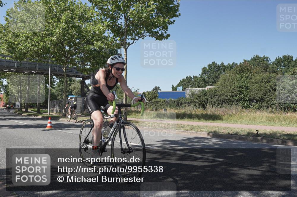 09.08.2026 - GEWOBA Citytriathlon Bremen Michael Burmester http://msf.ph/oto/9955338 09.08.2026 14:43:31 Radfahren 194, 198, 275, 361, 432, 436, 452, 463, 489, 494 meine-sportfotos.de