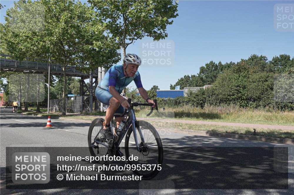 09.08.2026 - GEWOBA Citytriathlon Bremen Michael Burmester http://msf.ph/oto/9955375 09.08.2026 14:44:26 Radfahren 191, 245, 303, 318, 478, 495, 502 meine-sportfotos.de