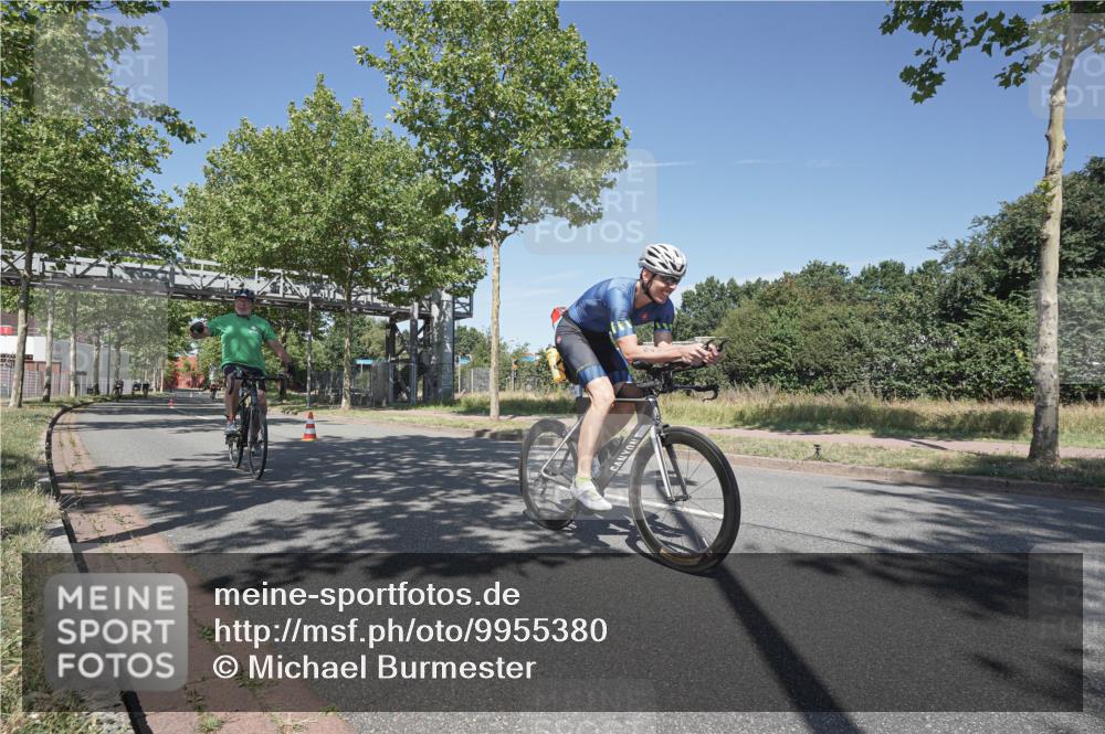 09.08.2026 - GEWOBA Citytriathlon Bremen Michael Burmester http://msf.ph/oto/9955380 09.08.2026 12:19:09 Radfahren 557, 569, 624, 744, 749, 886, 1009, 1120 meine-sportfotos.de