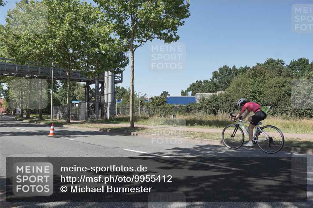 09.08.2026 - GEWOBA Citytriathlon Bremen Michael Burmester http://msf.ph/oto/9955412 09.08.2026 14:45:20 Radfahren 166, 219, 296, 474, 476, 514 meine-sportfotos.de