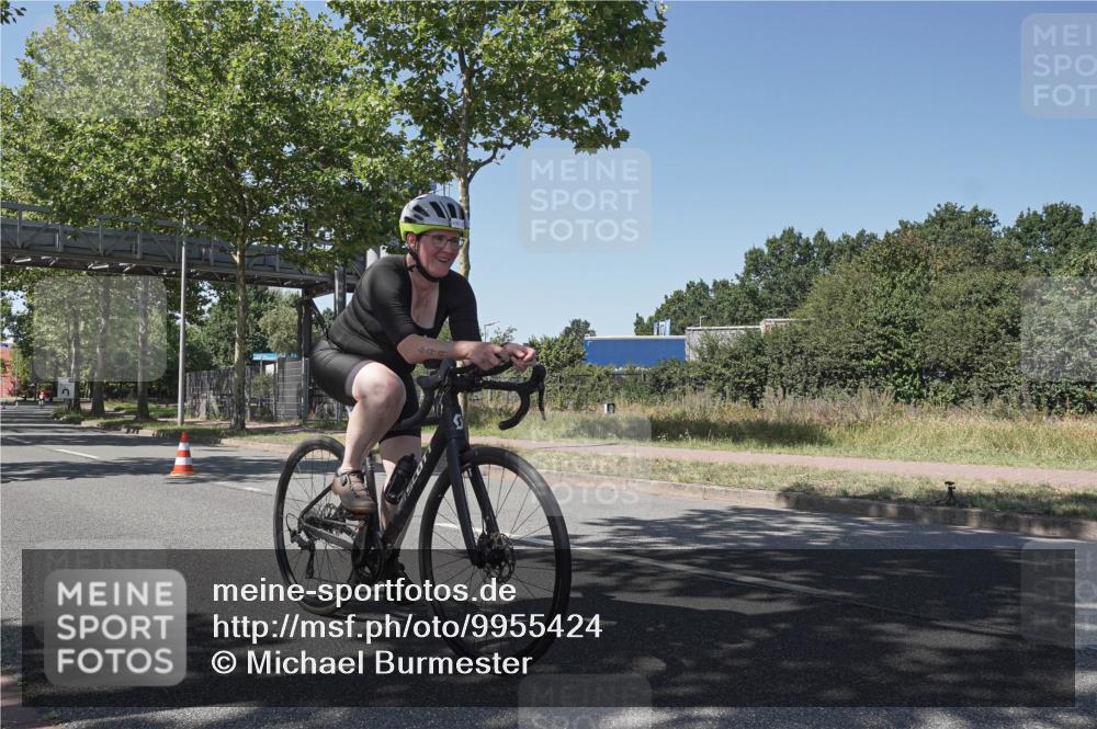 09.08.2026 - GEWOBA Citytriathlon Bremen Michael Burmester http://msf.ph/oto/9955424 09.08.2026 14:45:32 Radfahren 166, 219, 296, 380, 460, 474, 476, 499, 505 meine-sportfotos.de