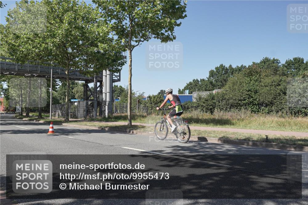 09.08.2026 - GEWOBA Citytriathlon Bremen Michael Burmester http://msf.ph/oto/9955473 09.08.2026 14:46:38 Radfahren 483, 497 meine-sportfotos.de