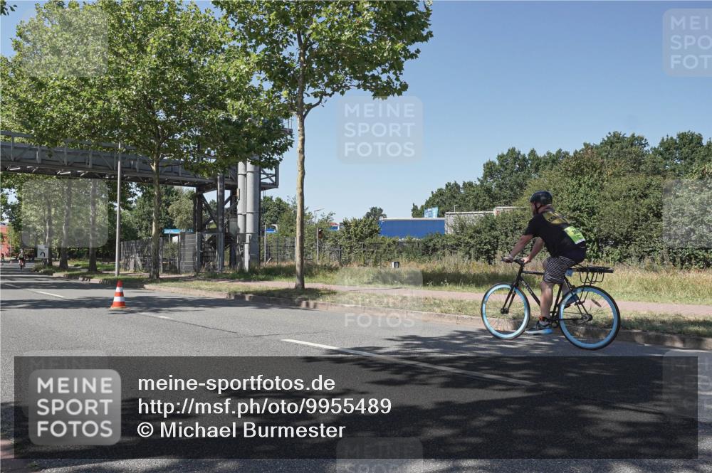 09.08.2026 - GEWOBA Citytriathlon Bremen Michael Burmester http://msf.ph/oto/9955489 09.08.2026 14:47:03 Radfahren 298, 392, 414, 461, 464, 506 meine-sportfotos.de