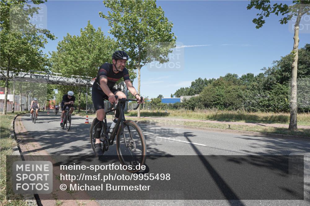 09.08.2026 - GEWOBA Citytriathlon Bremen Michael Burmester http://msf.ph/oto/9955498 09.08.2026 12:20:26 Radfahren 656, 682, 693, 745, 762, 763, 792, 816, 844, 897, 1020, 1113, 1155 meine-sportfotos.de