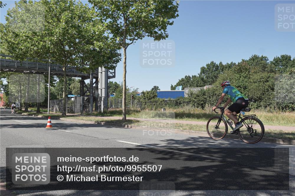 09.08.2026 - GEWOBA Citytriathlon Bremen Michael Burmester http://msf.ph/oto/9955507 09.08.2026 14:47:53 Radfahren 366, 491, 492 meine-sportfotos.de