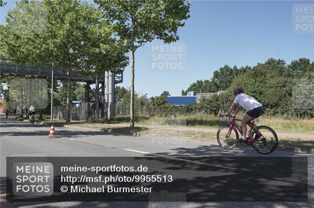 09.08.2026 - GEWOBA Citytriathlon Bremen Michael Burmester http://msf.ph/oto/9955513 09.08.2026 14:47:56 Radfahren 366, 491, 492 meine-sportfotos.de
